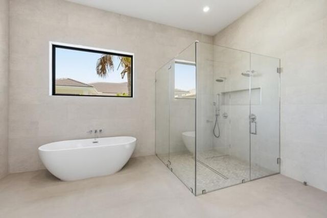 18417 Symphony Court, Jupiter, FL 33458