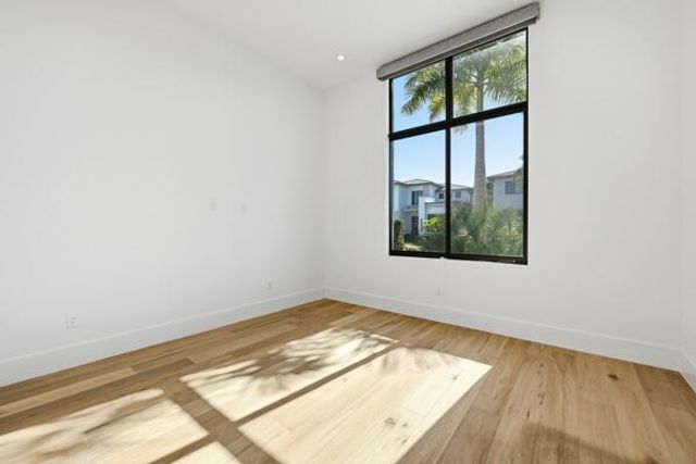 18417 Symphony Court, Jupiter, FL 33458