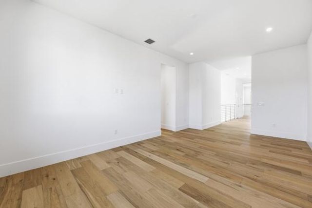 18417 Symphony Court, Jupiter, FL 33458