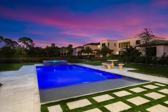 18417 Symphony Court, Jupiter, FL 33458