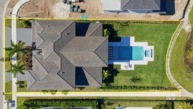 18417 Symphony Court, Jupiter, FL 33458