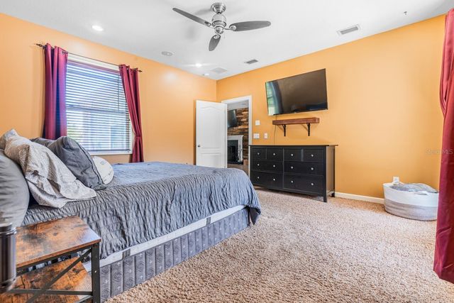 5460 BOUTIN LANE, St Cloud, FL 34772