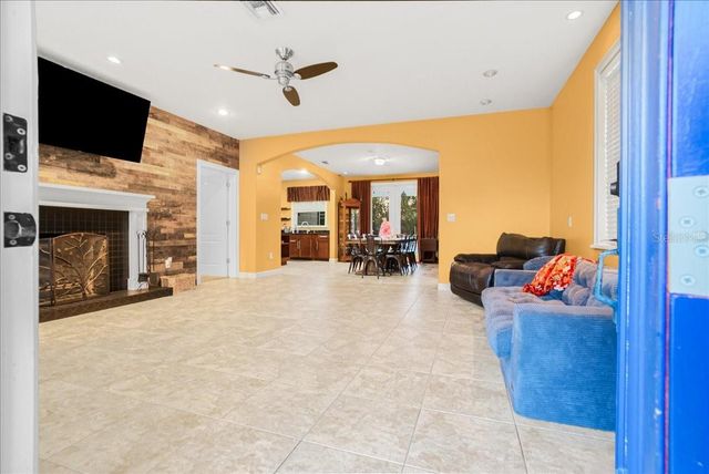 5460 BOUTIN LANE, St Cloud, FL 34772