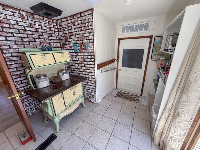 4121 W Shaffer Road, Coleman, MI 48618