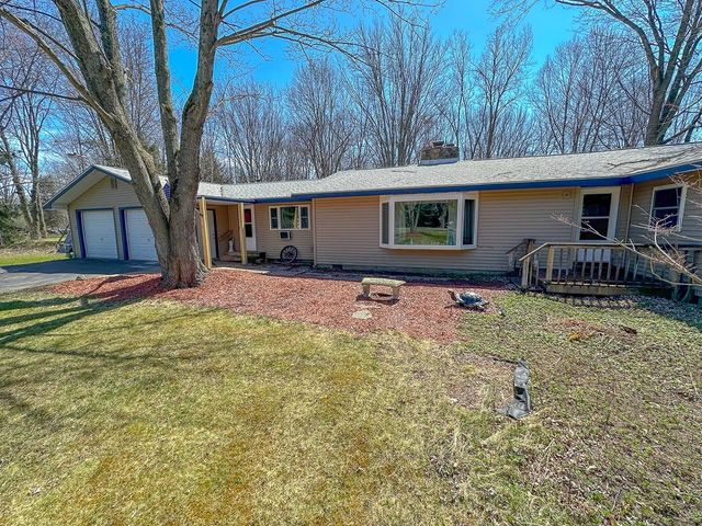 4121 W Shaffer Road, Coleman, MI 48618