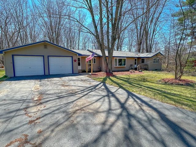 4121 W Shaffer Road, Coleman, MI 48618