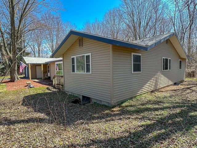 4121 W Shaffer Road, Coleman, MI 48618