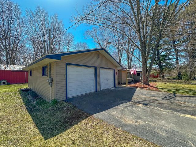 4121 W Shaffer Road, Coleman, MI 48618