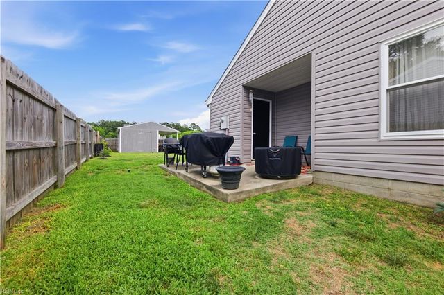 4552 Magnolia DR, Suffolk, VA 23435