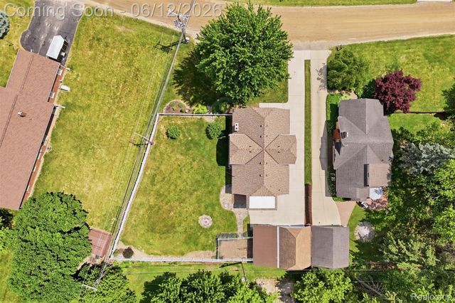 30069 Homedale, Lyon Charter Township, MI 48165