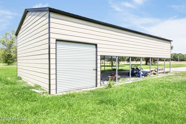 310 Anicet Tauzin Road, Arnaudville, LA 70512