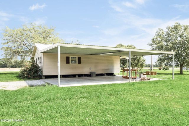 310 Anicet Tauzin Road, Arnaudville, LA 70512