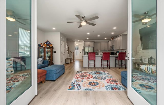 515 Green Fern Drive, Summerville, SC 29483
