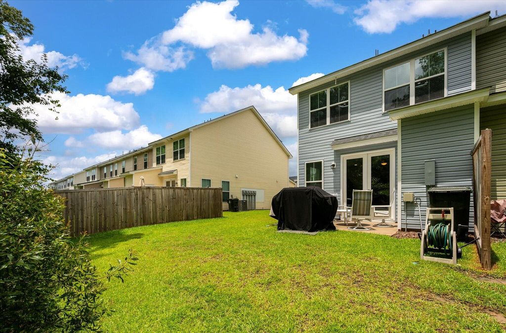Image 28 of property listing at 515 Green Fern Drive, Summerville, SC 29483