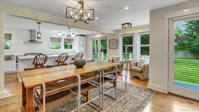 7 Halsey Avenue, East Quogue, NY 11942