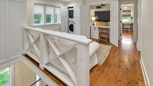 7 Halsey Avenue, East Quogue, NY 11942