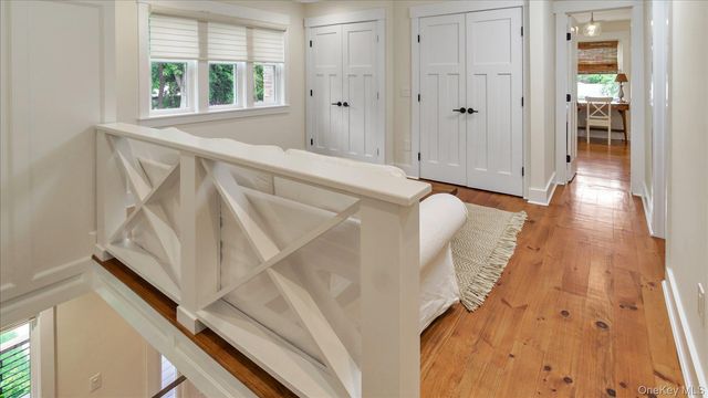 7 Halsey Avenue, East Quogue, NY 11942