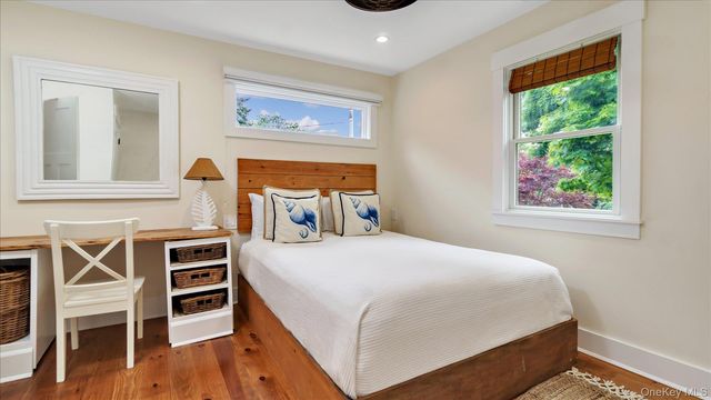 7 Halsey Avenue, East Quogue, NY 11942