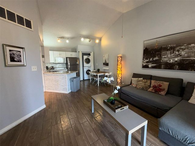 1940 LAKE ATRIUMS CIRCLE 110, Orlando, FL 32839