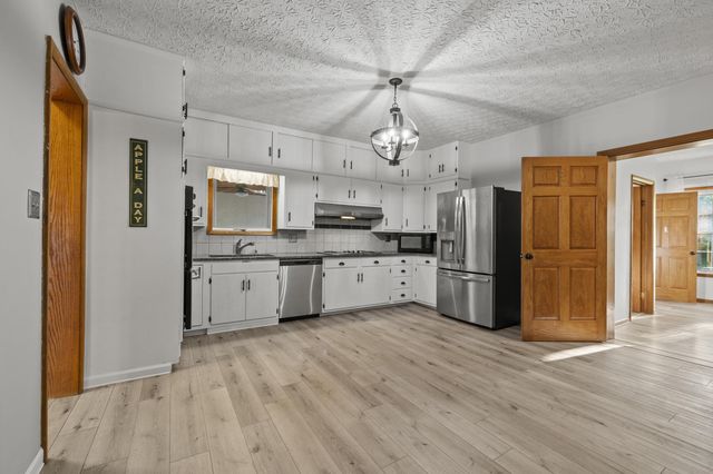7711 Hayden Run Road, Hilliard, OH 43026