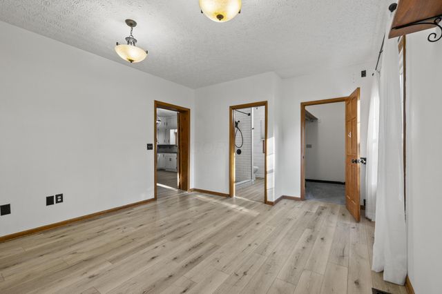 7711 Hayden Run Road, Hilliard, OH 43026