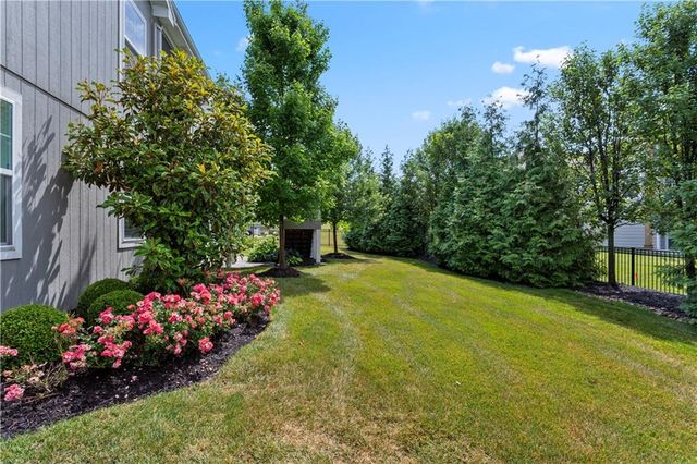 13437 W 148th Circle, Olathe, KS 66062