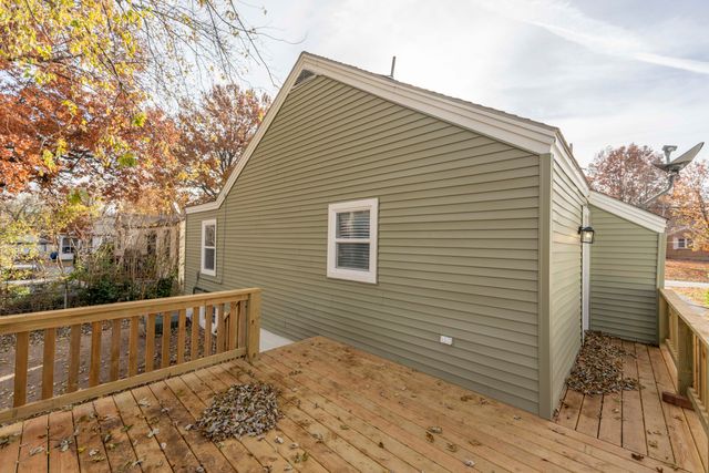 1325 E Portland Street, Springfield, MO 65804