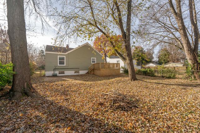 1325 E Portland Street, Springfield, MO 65804