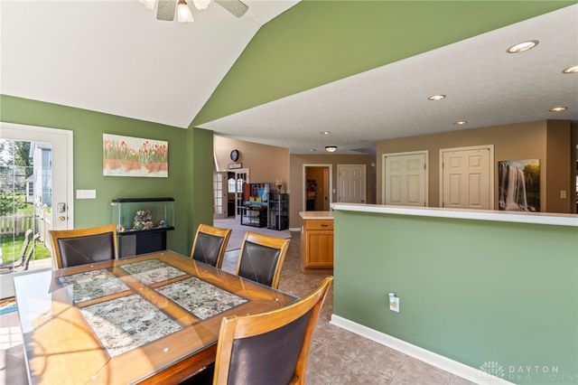 112 Summitt Drive, Englewood, OH 45322