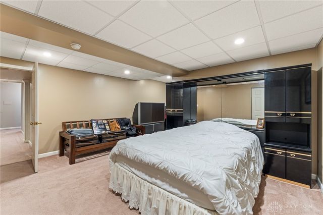 112 Summitt Drive, Englewood, OH 45322