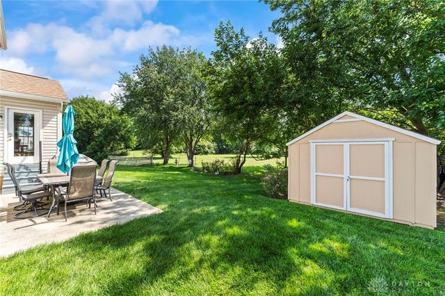 112 Summitt Drive, Englewood, OH 45322