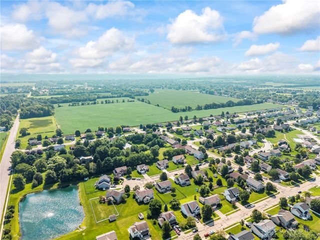 112 Summitt Drive, Englewood, OH 45322