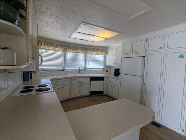 6 PINE LANE, Haines City, FL 33844