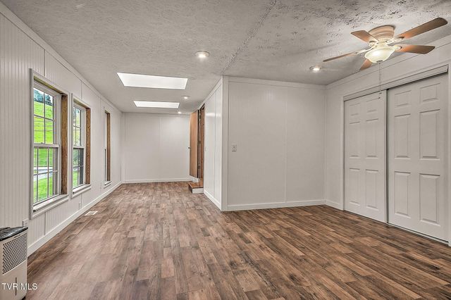 2044 Siam Road, Elizabethton, TN 37643