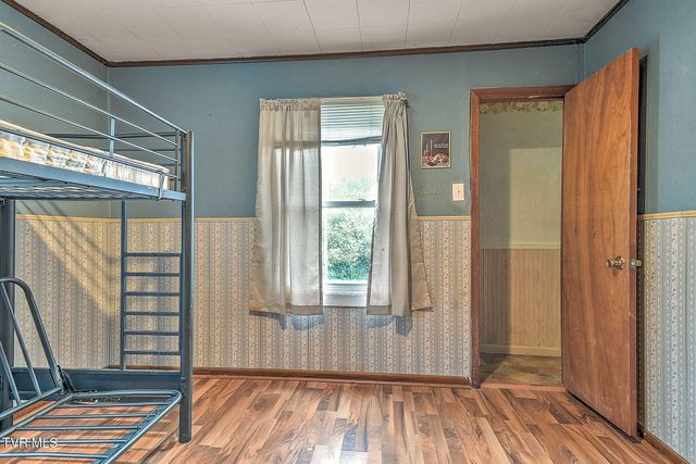 2044 Siam Road, Elizabethton, TN 37643
