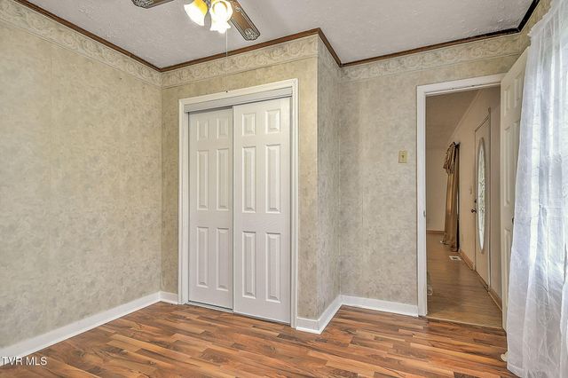2044 Siam Road, Elizabethton, TN 37643