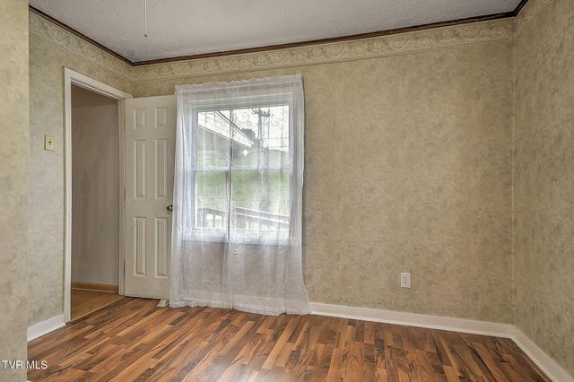 2044 Siam Road, Elizabethton, TN 37643