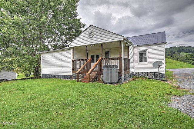 2044 Siam Road, Elizabethton, TN 37643