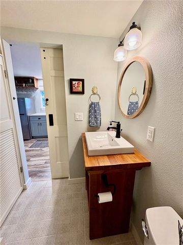 320 Spring Street, Eureka Springs, AR 72632