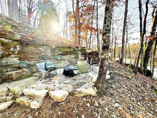 320 Spring Street, Eureka Springs, AR 72632