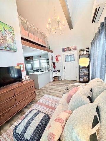 320 Spring Street, Eureka Springs, AR 72632