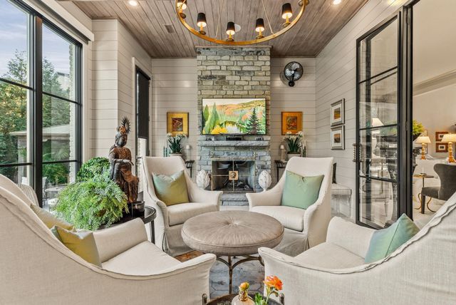 105 Viticole Place, Little Rock, AR 72223