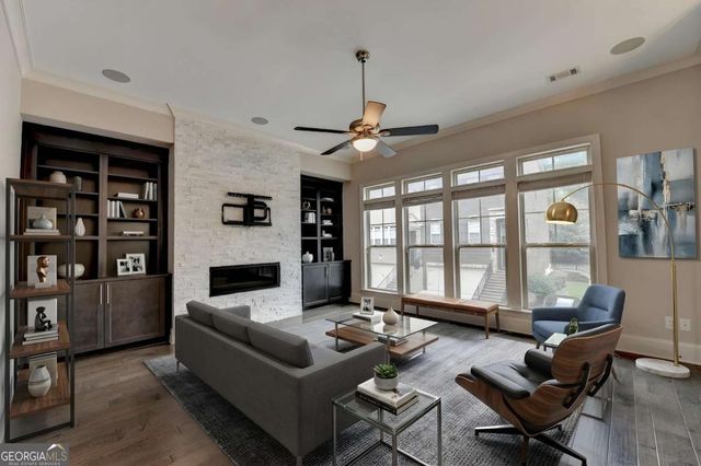 2154 Prestwick Court 31, Atlanta, GA 30319