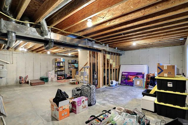 3610 Chateaugay Court, West Lafayette, IN 47906