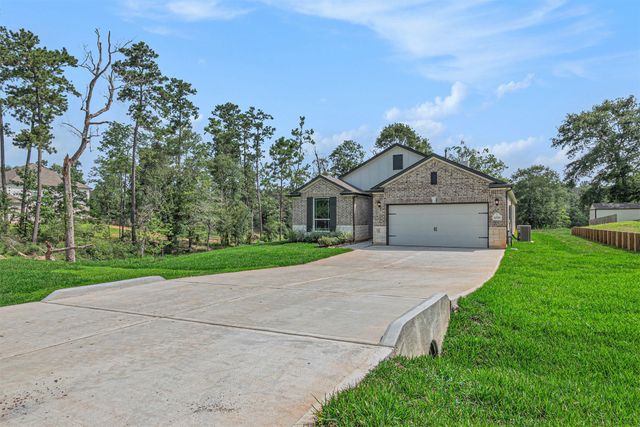 11739 Oakwood Ranch, Willis, TX 77378