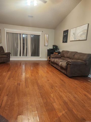 195 Lorelei Street, Hot Springs, AR 71913