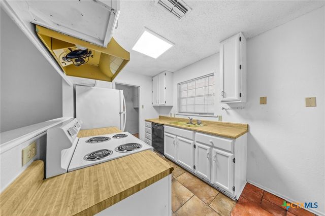2310 Bunker Hill Drive, Temple, TX 76504