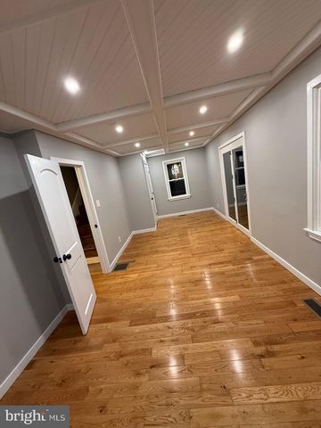 129 OAK AVE, Westville, NJ 08093