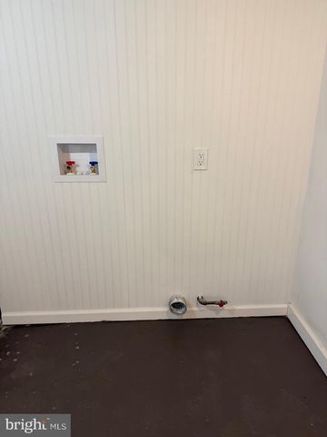 129 OAK AVE, Westville, NJ 08093