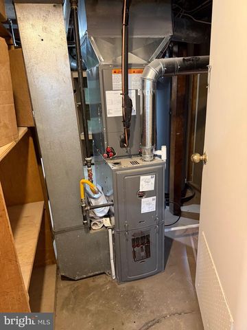 129 OAK AVE, Westville, NJ 08093